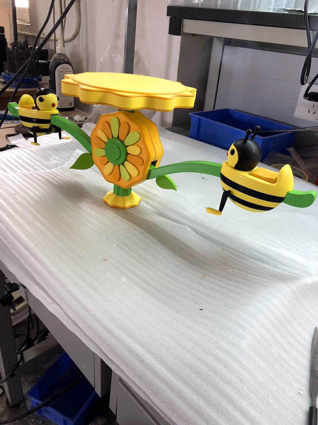 蜜蜂天平模型